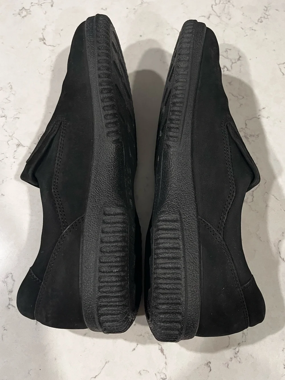 ECCO Soft Black Suede Leather Slip On Loafers Sneaker Comfort Size 42 /11-11.5